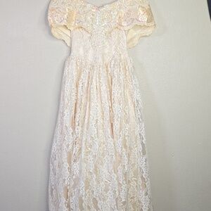 Vintage Jessica McClintock Cream Lace Off-Shoulder Gown Lace Beated Size 4